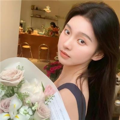 女魔头死后成了修真派团宠